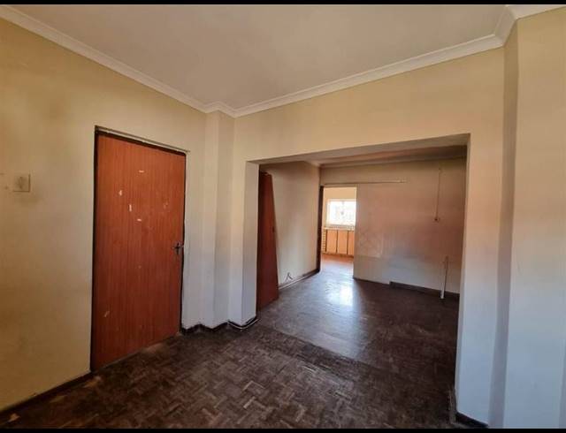 2 BEDROOM HOUSE FOR SALE IN MEREBANK